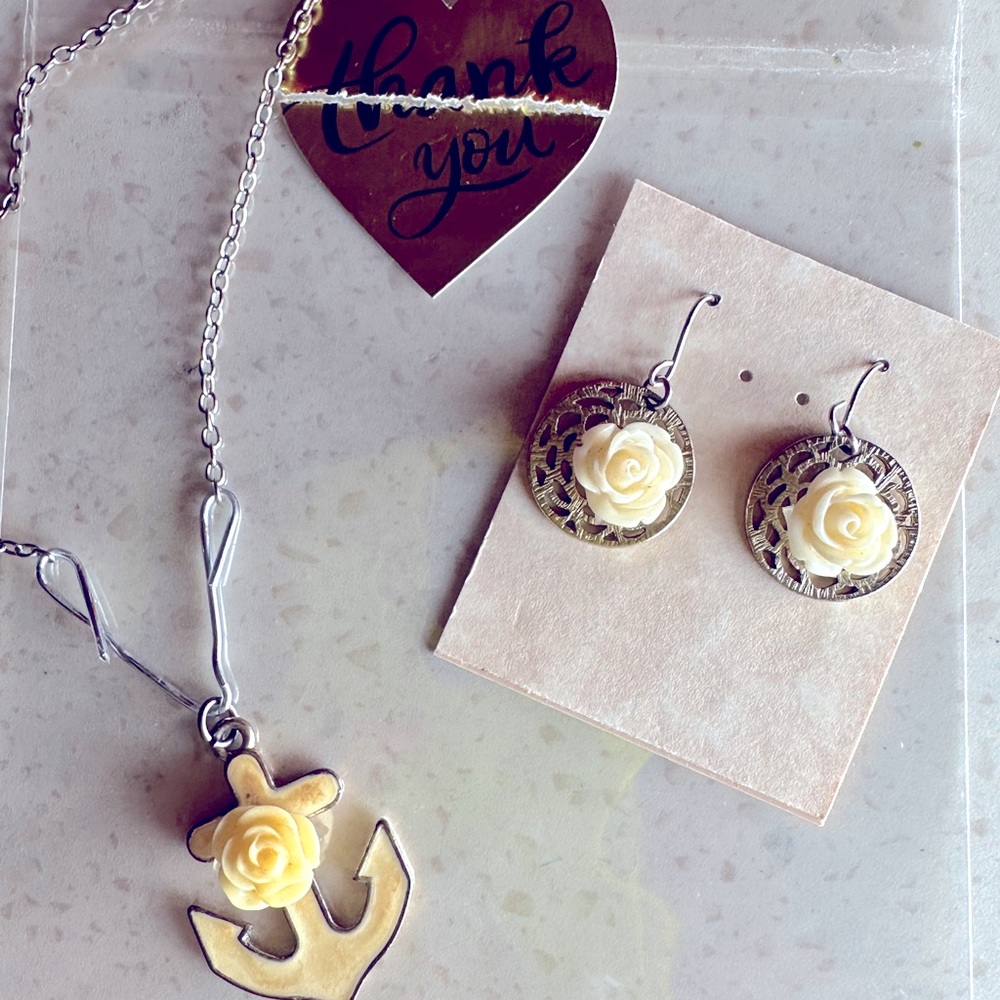 Rockabilly Yellow Rose Anchor Necklace + Rose Earring Set